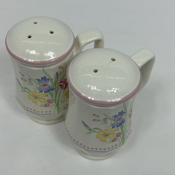 Sarma Studios Victorian Flowers 4.5" Oversized Salt & Pepper Shaker Set Handle - Picture 14 of 16